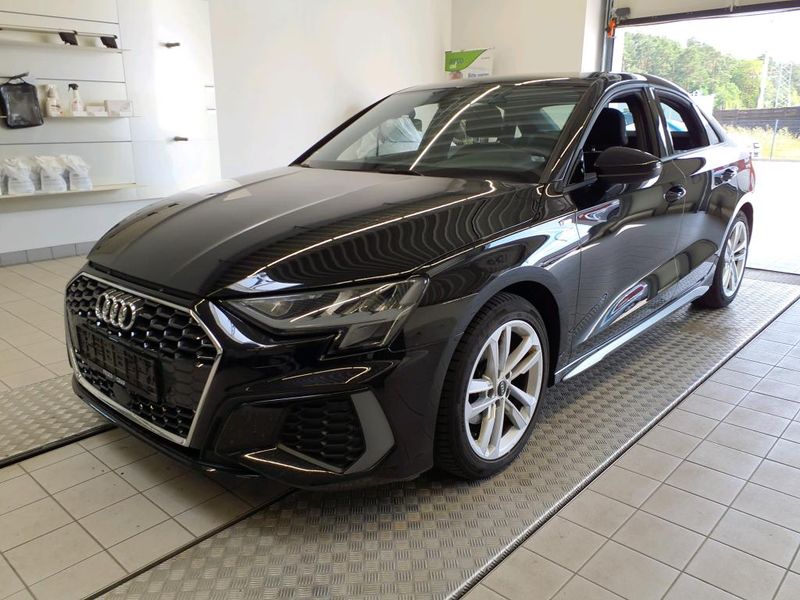 Audi A3 седан 30 TDI S line