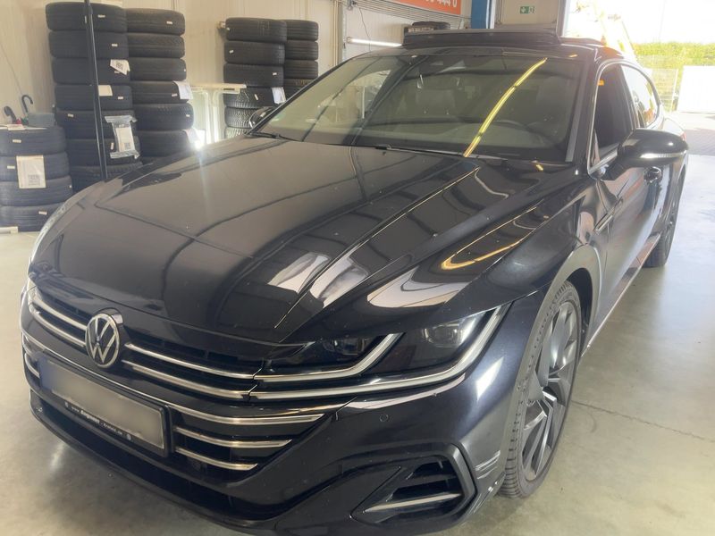 Volkswagen Arteon Shooting Brake 2.0 TDI R-Line 4Motion