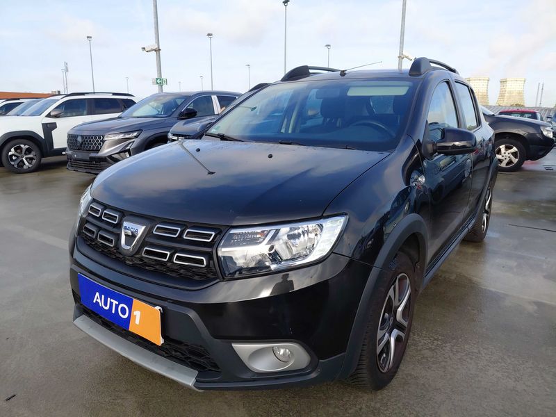 Dacia Sandero 1.0 TCe LPG Stepway Celebration