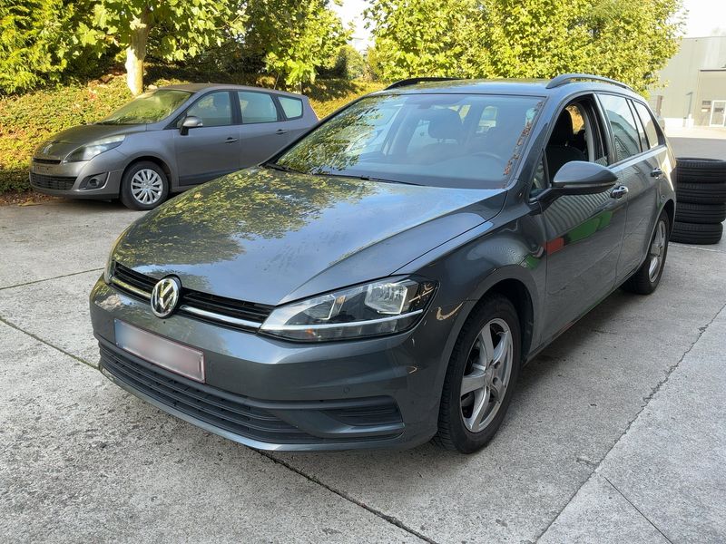 Volkswagen Golf VII 1.0 TSI Trendline BlueMotion Tech
