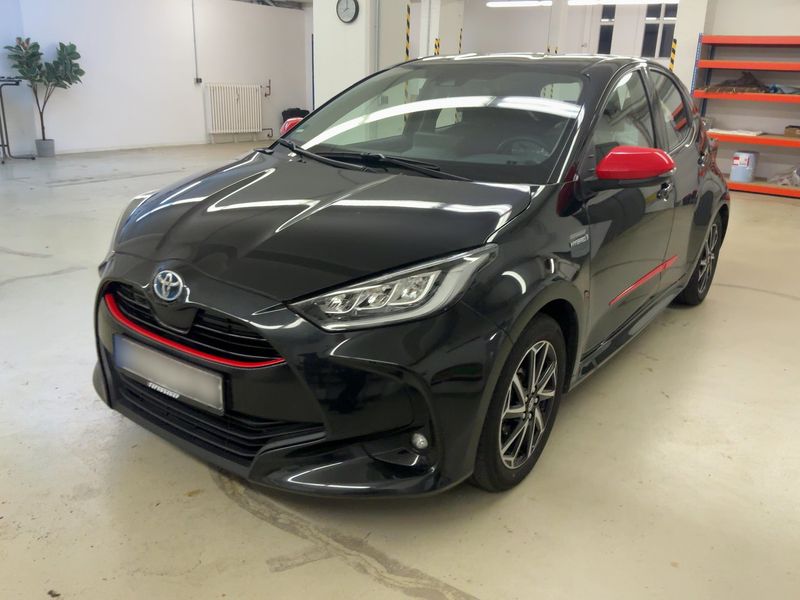 Toyota Yaris 1.5 Hybrid Club