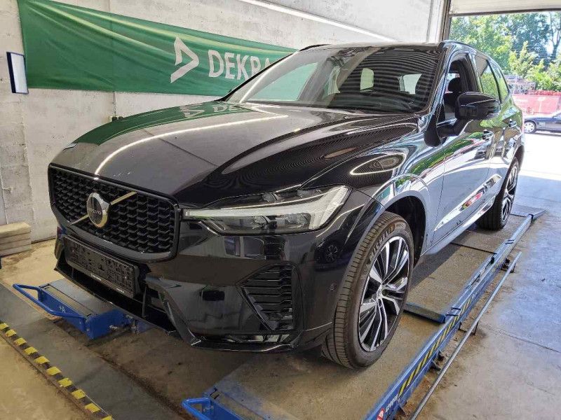 Volvo XC60 2.0 B5 Mild-Hybrid Ultra Dark AWD