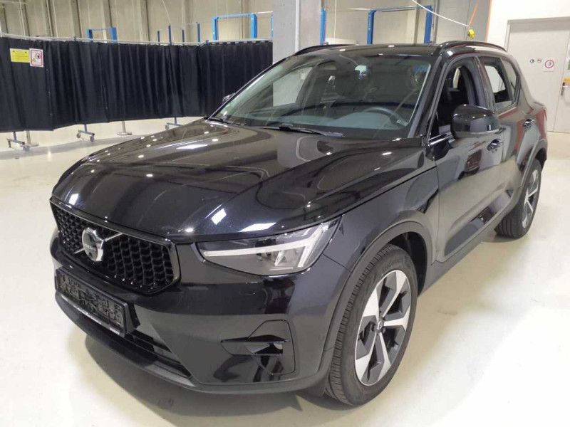 Volvo XC40 2.0 B4 Mild-Hybrid Plus Dark 2WD