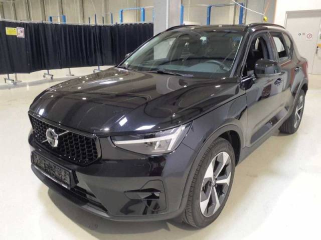 Volvo XC40 2.0 B4 Mild-Hybrid Plus Dark 2WD