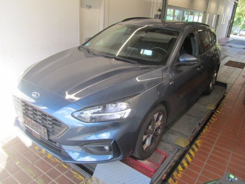 Ford Focus 1.0 EcoBoost Mild-Hybrid ST-Line
