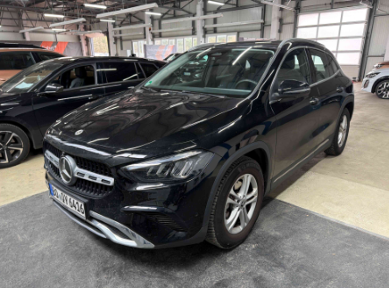 Mercedes-Benz GLA-класс GLA 200 Mild-Hybrid Progressive Line Edition