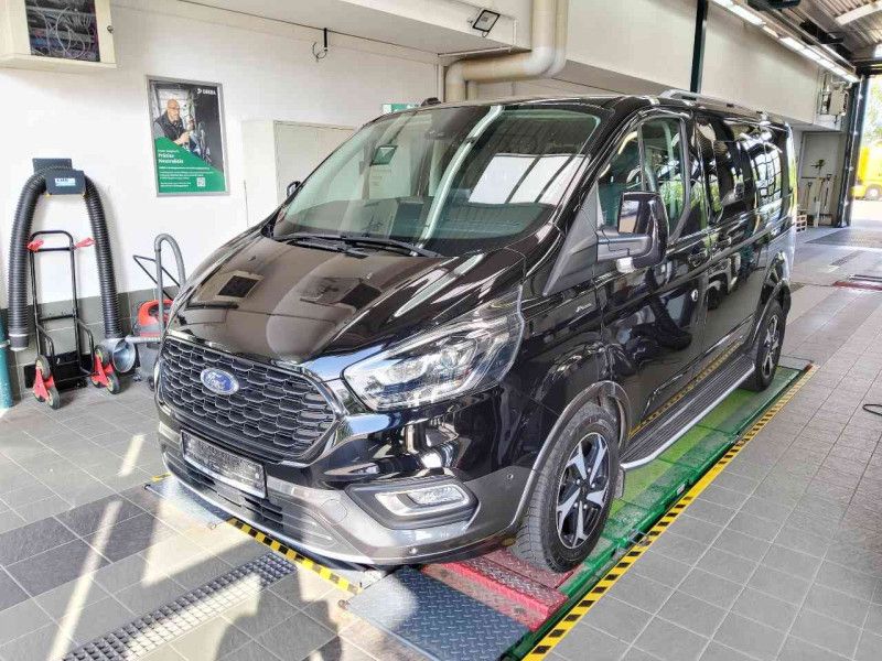 Ford Tourneo Custom 2.0 TDCi L1 Active