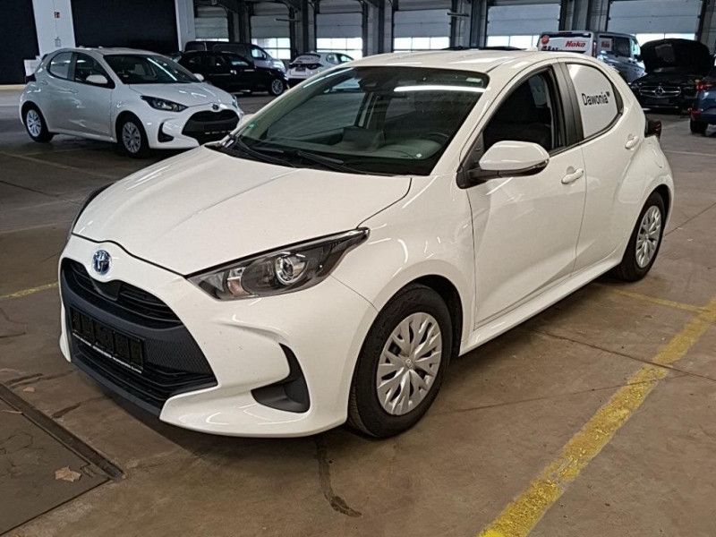 Toyota Yaris 1.5 Hybrid Business Edition