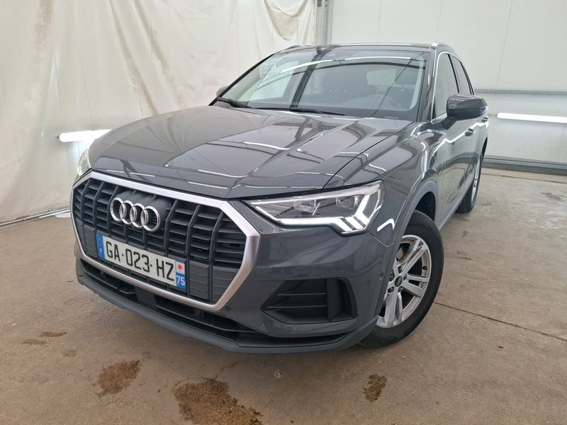 Audi Q3 45 TFSIe Business Line