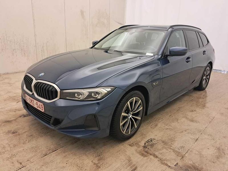 BMW 3 серия 330e