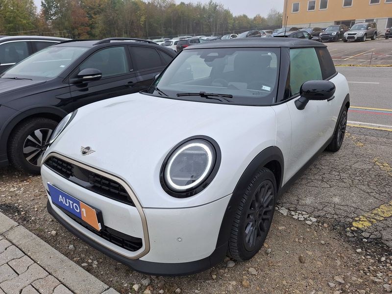 MINI Cooper C Favoured Trim