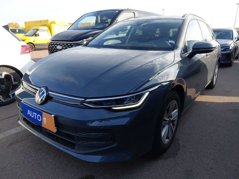 Volkswagen Golf VIII 1.5 eTSI Life