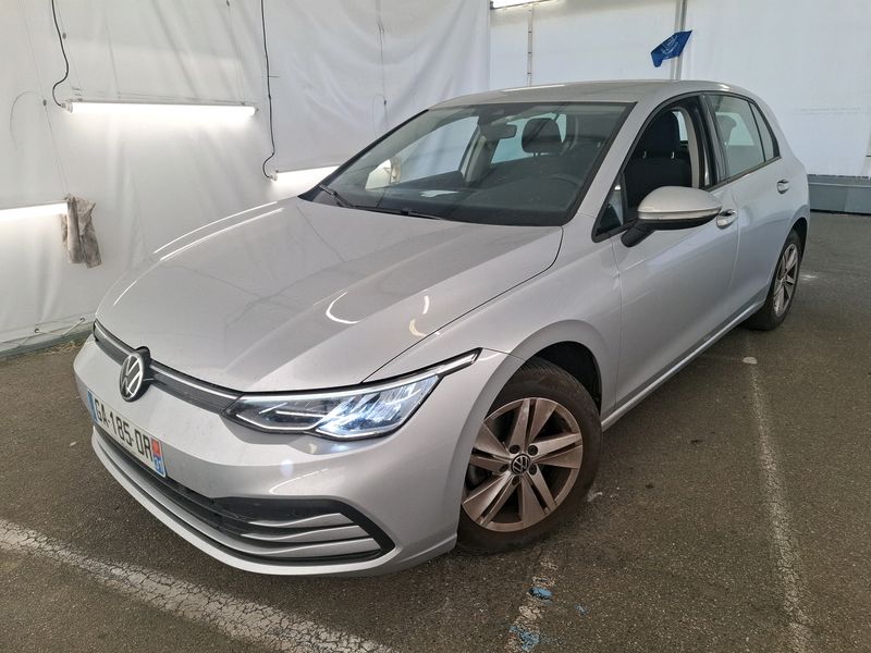 Volkswagen Golf VIII 1.0 eTSI Life 1st
