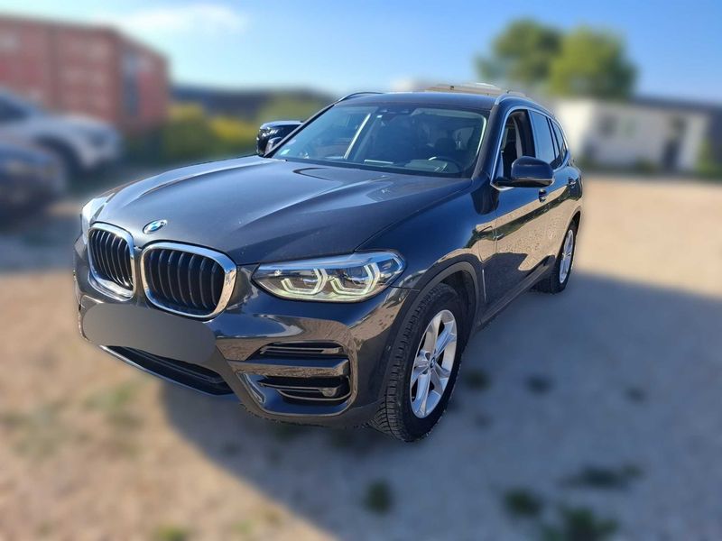BMW X3 xDrive 30e Business Design