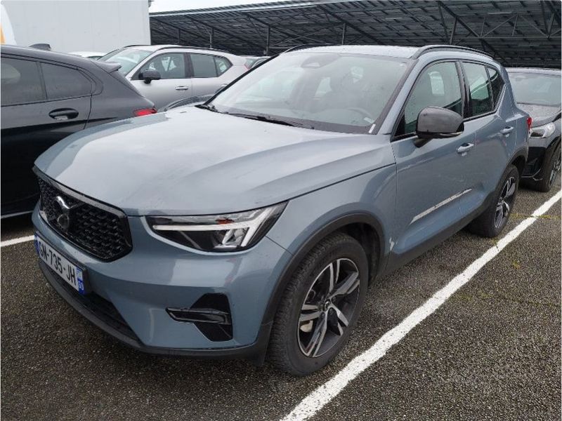 Volvo XC40 2.0 B4 Mild-Hybrid R Design 2WD
