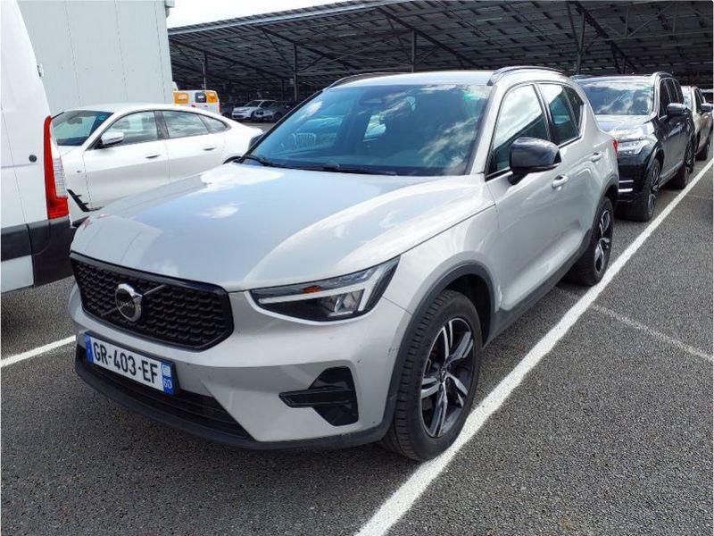 Volvo XC40 2.0 B4 Mild-Hybrid R Design 2WD