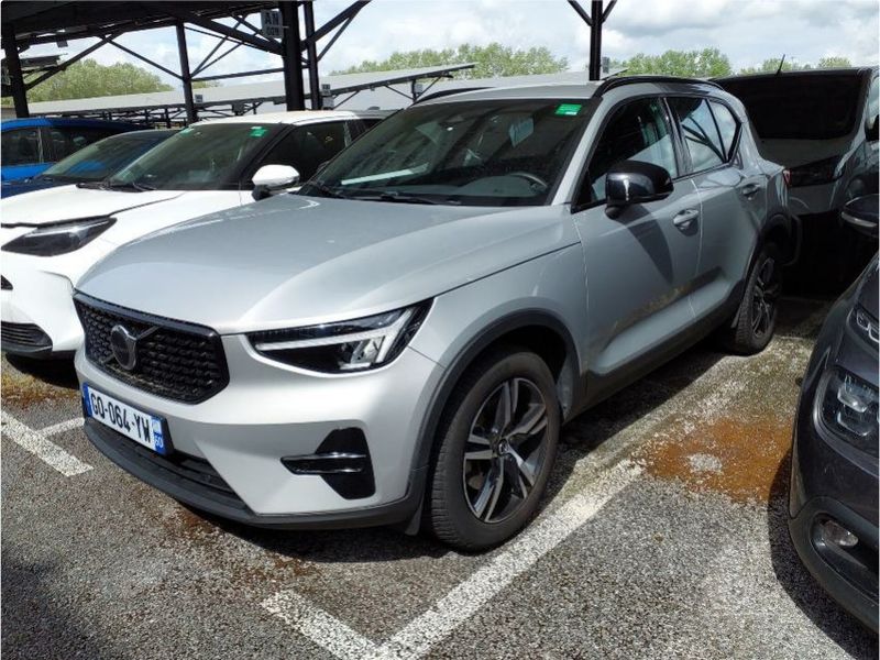 Volvo XC40 2.0 B4 Mild-Hybrid R Design 2WD