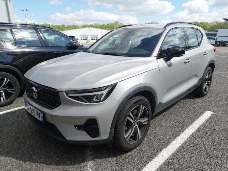 Volvo XC40 2.0 B4 Mild-Hybrid R Design 2WD