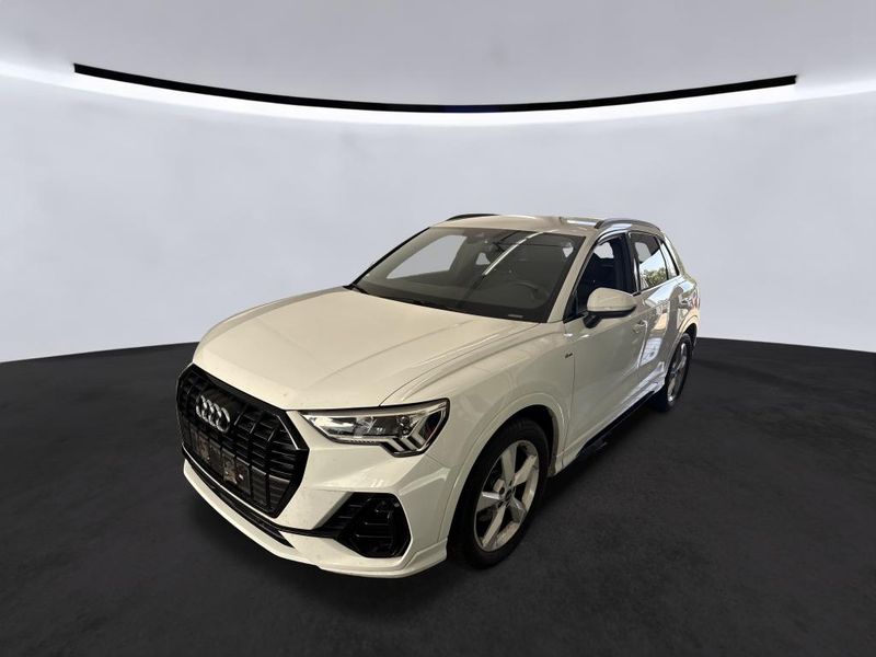 Audi Q3 35 TDI S line