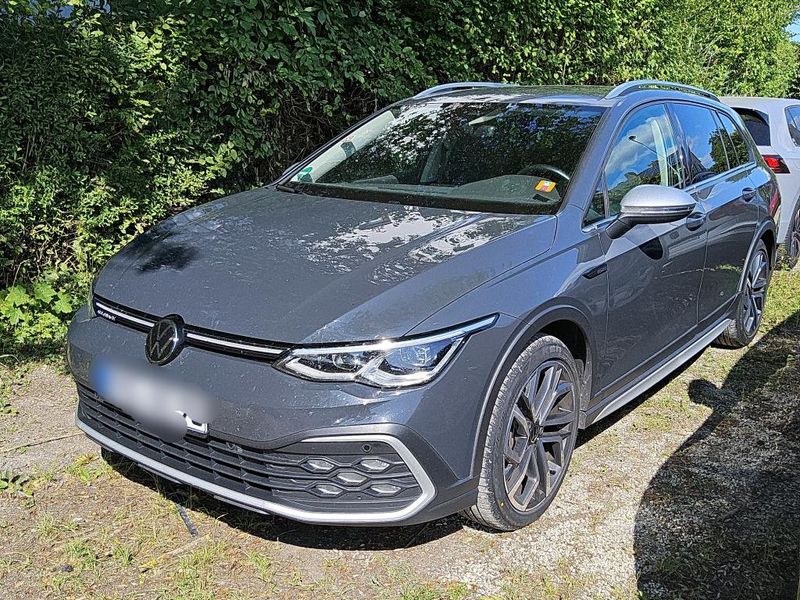 Volkswagen Golf VIII 2.0 TDI Alltrack 4Motion