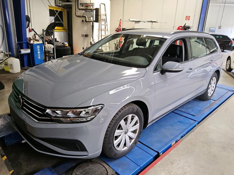 Volkswagen Passat 1.5 TSI ACT Conceptline