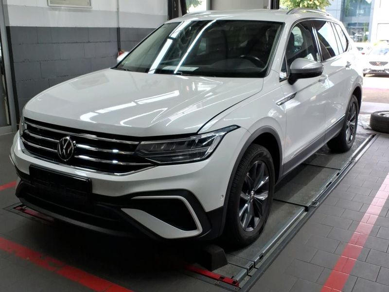 Volkswagen Tiguan Allspace 2.0 TDI Life 4Motion