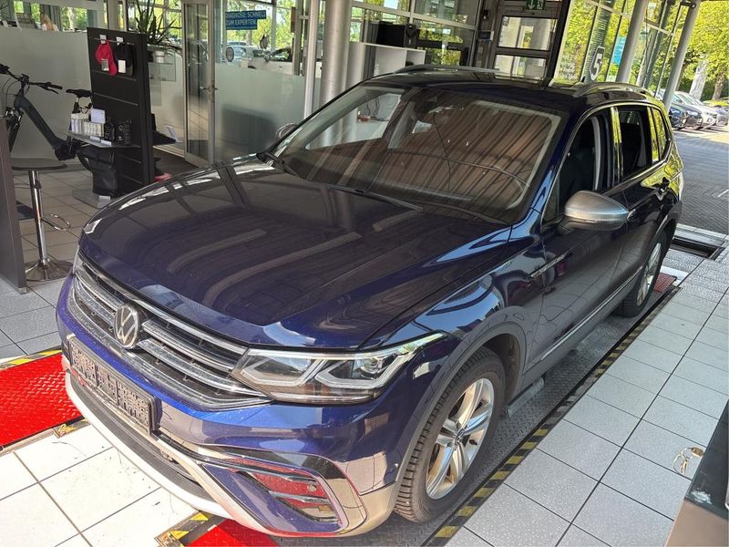 Volkswagen Tiguan Allspace 2.0 TDI Elegance 4Motion