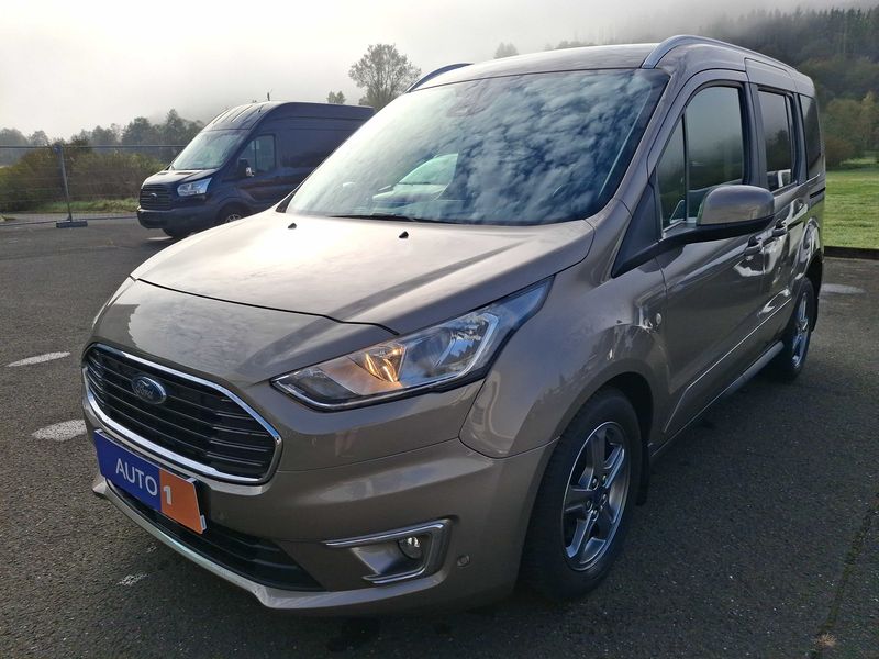 Ford Tourneo Connect 1.5 TDCi EcoBlue Titanium