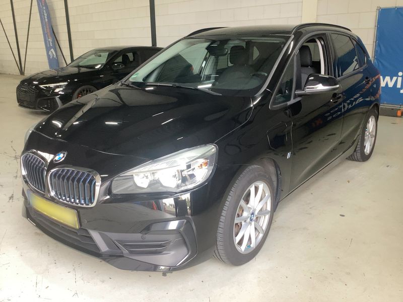BMW 2 серия 225xe Active Tourer