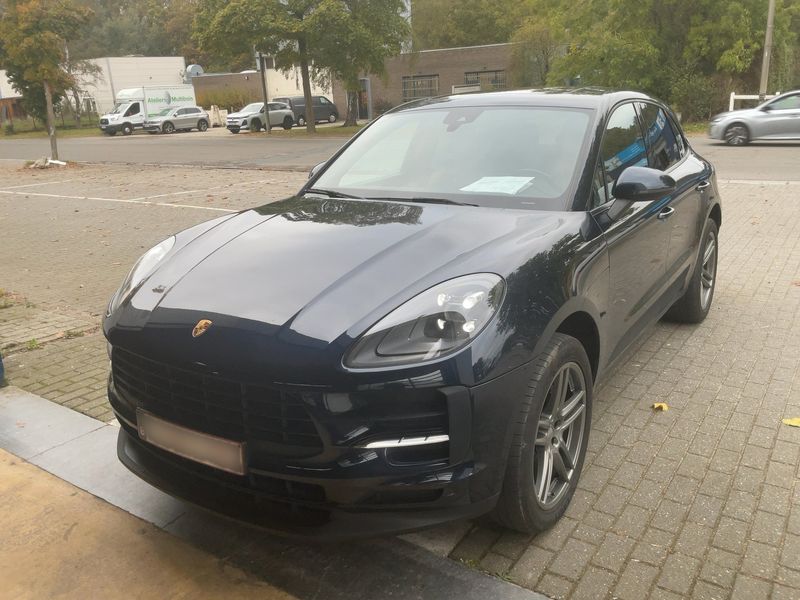 Porsche Macan Basis