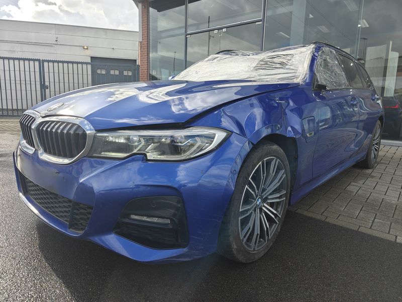 BMW 3 серия 330e M Sport