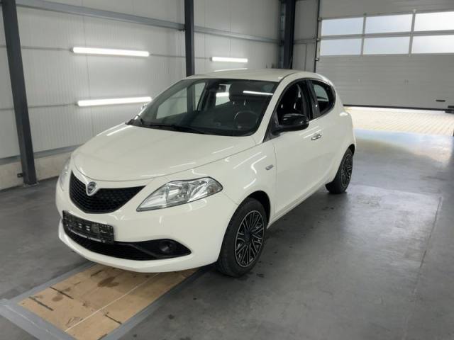 Lancia Ypsilon 1.2 Gold