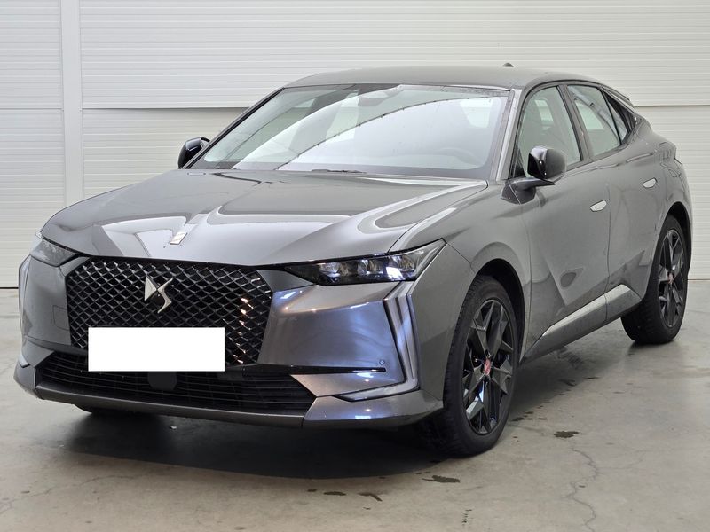 DS Automobiles DS4 1.6 E-Tense Hybrid Performance Line