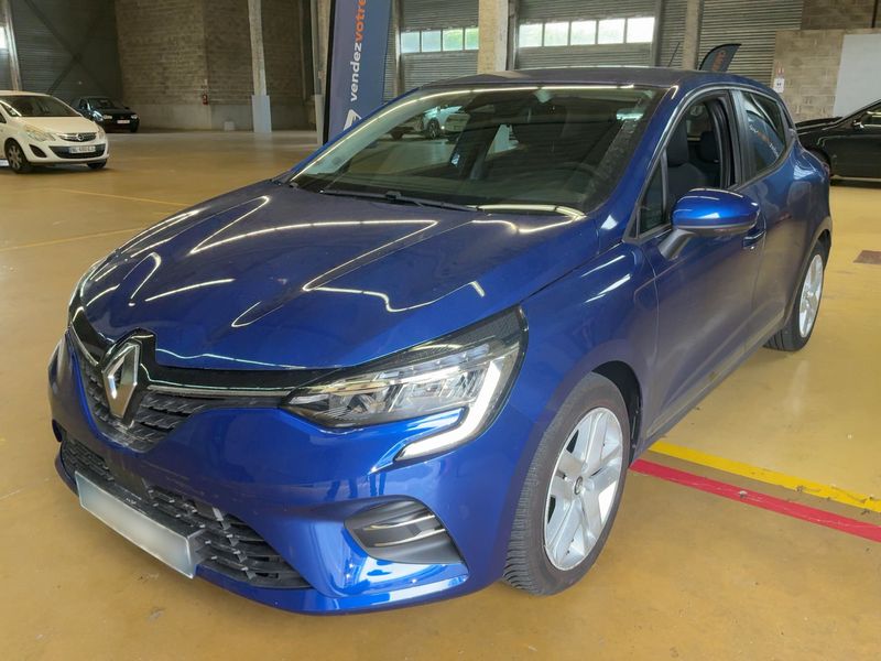 Renault Clio 1.6 Hybrid E-Tech Business Edition