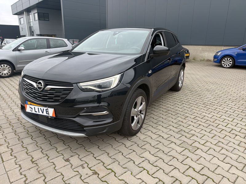 Opel Grandland X 1.2 Turbo Innovation