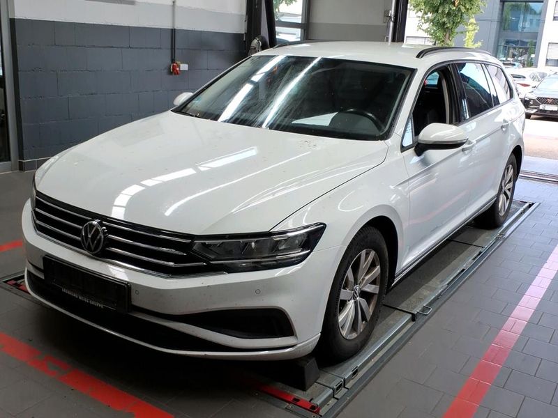 Volkswagen Passat 2.0 TDI Conceptline