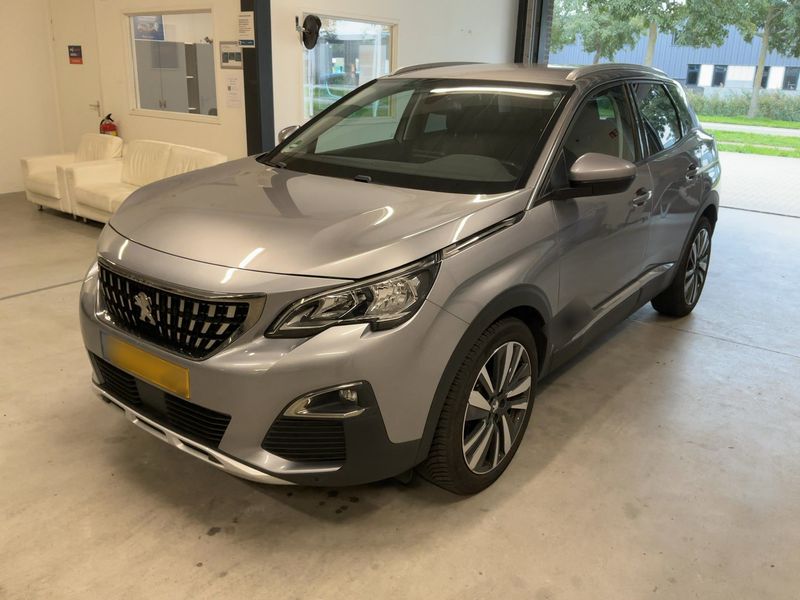 Peugeot 3008 1.2 PureTech Allure Business
