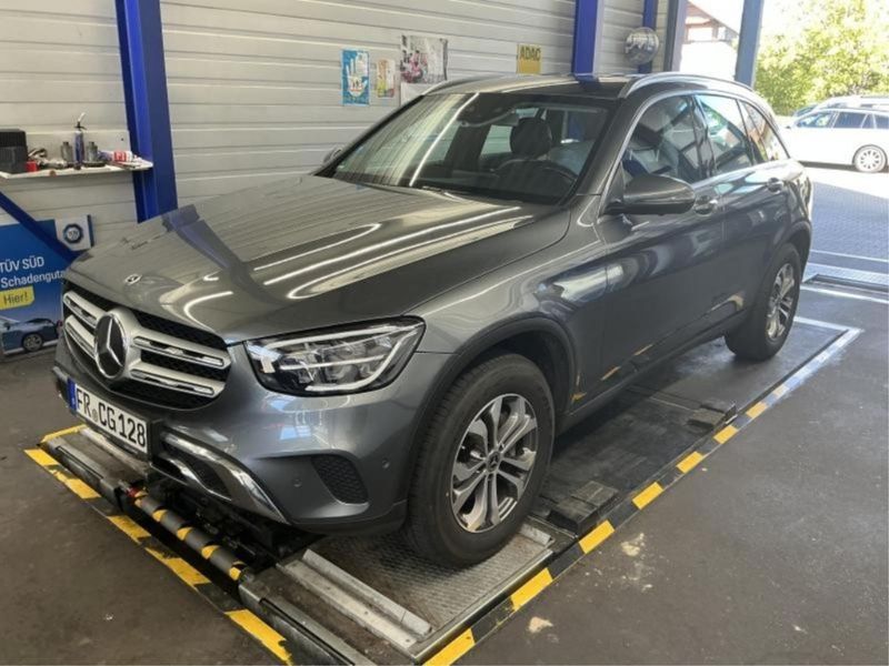 Mercedes-Benz GLC-класс GLC 220 d 4Matic