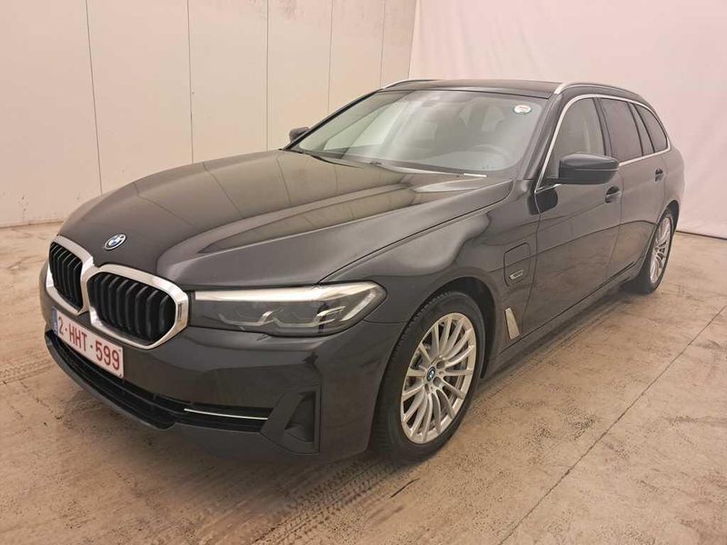 BMW 5 серия 520e