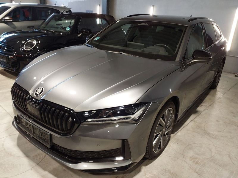 Škoda Superb 2.0 TDI Sportline