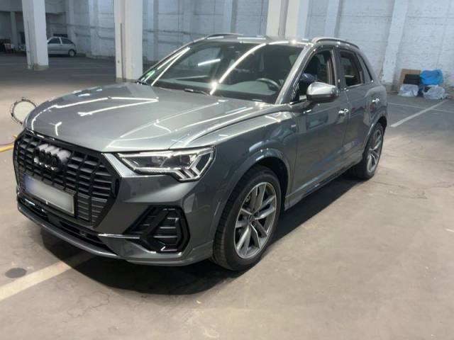 Audi Q3 35 TFSI S line