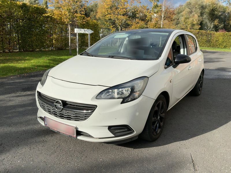 Opel Corsa 1.2 Black Edition