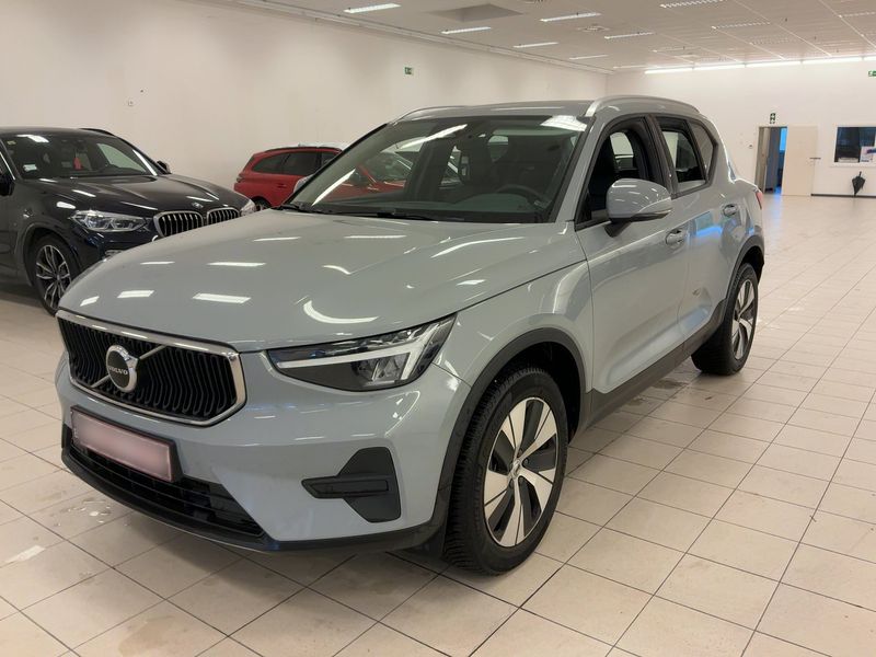 Volvo XC40 2.0 B3 Mild-Hybrid Core 2WD