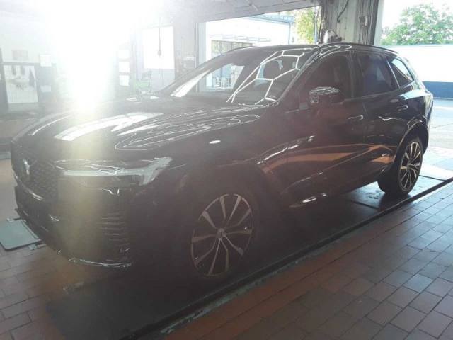 Volvo XC60 2.0 B5 Mild-Hybrid Ultra Dark AWD