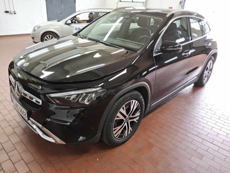 Mercedes-Benz GLA-класс GLA 200 Mild-Hybrid Progressive Line Edition