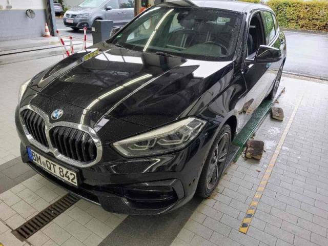 BMW 1 серия 118i Sport Line