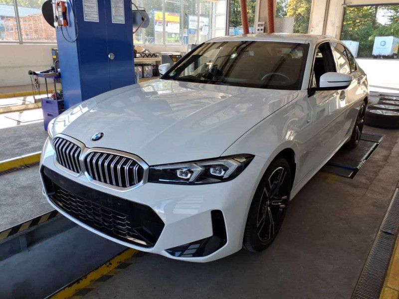 BMW 3 серия 318i M Sport