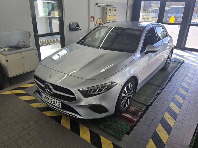 Mercedes-Benz A-класс A 180 d