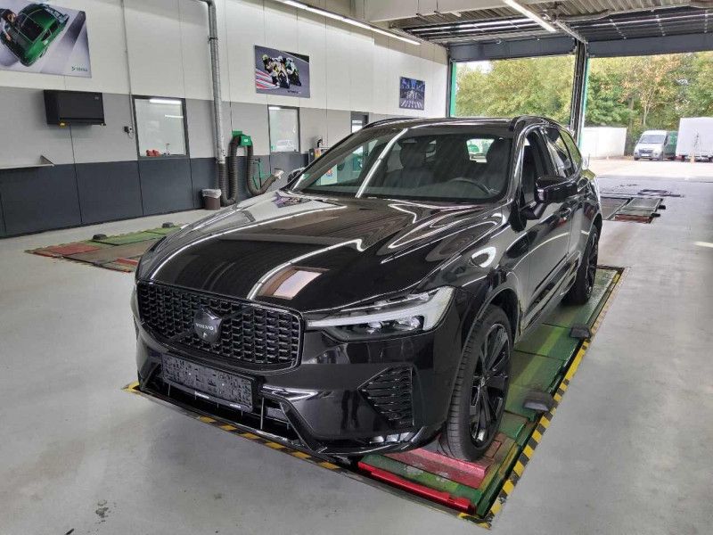 Volvo XC60 2.0 B5 Mild-Hybrid Plus Black Edition AWD