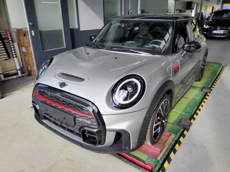 MINI John Cooper Works Trim